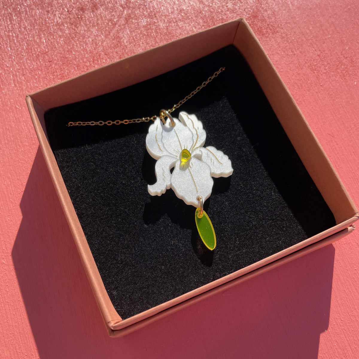 Iris ketting - wit